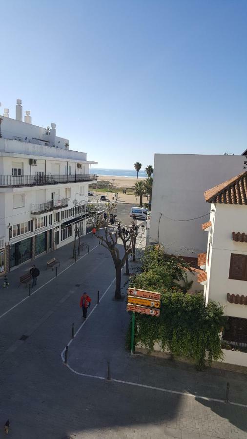 Calle Carril De La Fuente Apartamento Conil De La Frontera Bagian luar foto