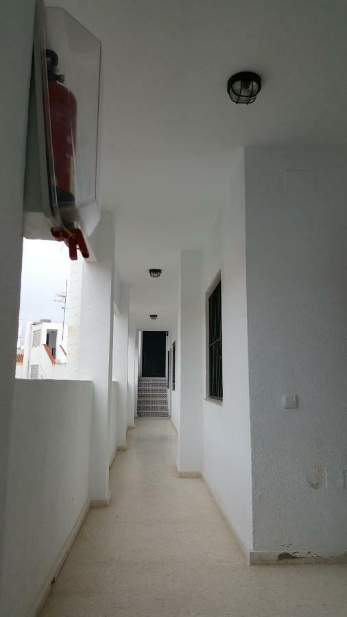 Calle Carril De La Fuente Apartamento Conil De La Frontera Bagian luar foto